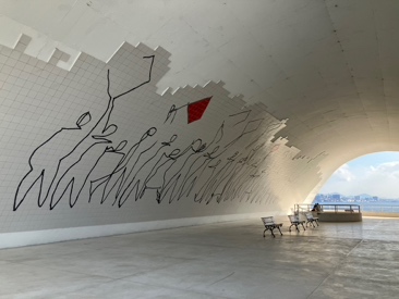 Gli azulejos di Oscar Niemeyer: Niteroy, foyer del Teatro Popular (2007)