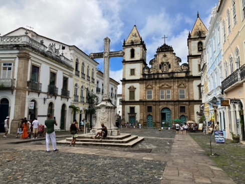 La Chiesa di San Fancesco in Largo do Cruzeiro e l’altare di Sant’Antonio di Lourdes